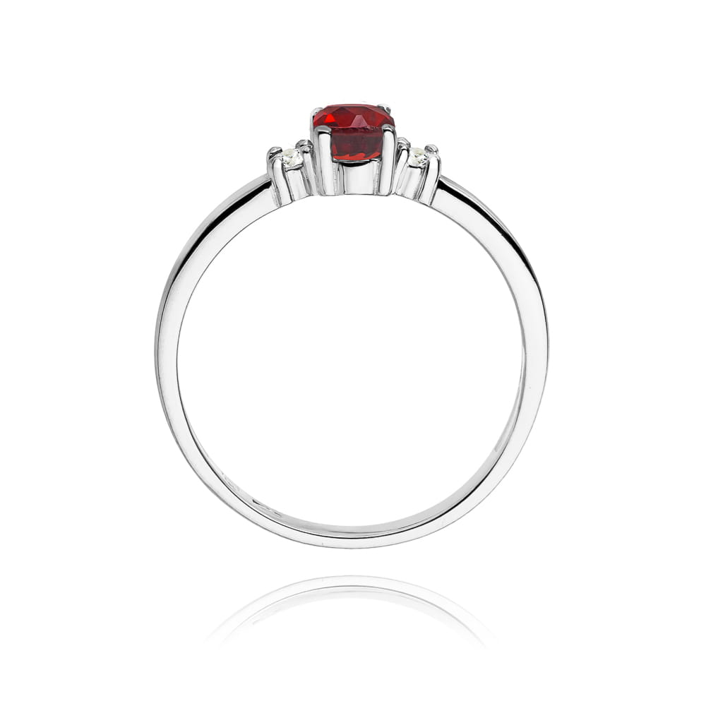 Gold Ring With Ruby And Diamonds