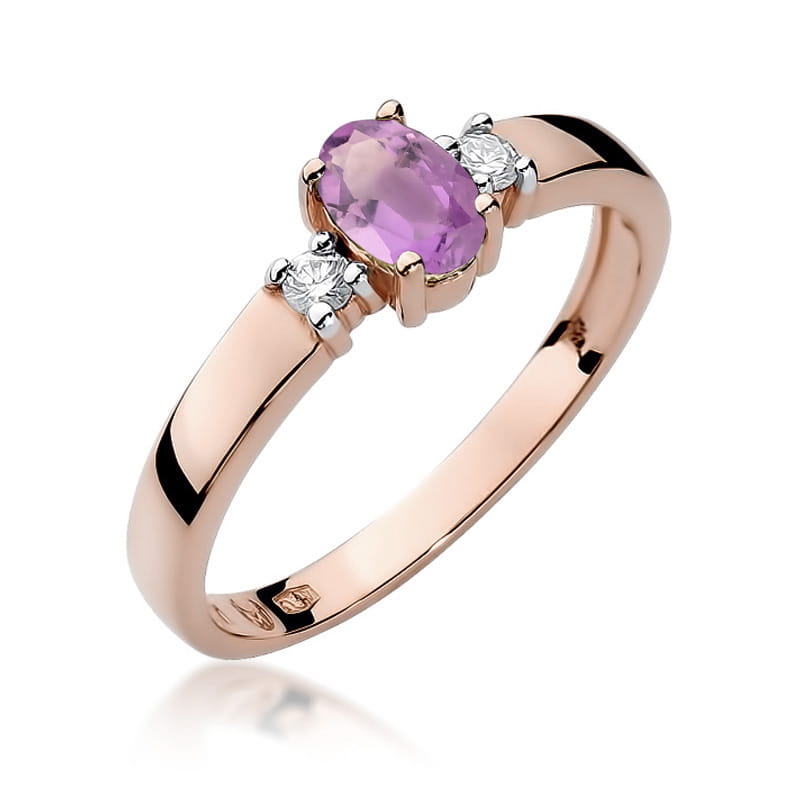 Gold Ring With Amethyst And Diamonds
