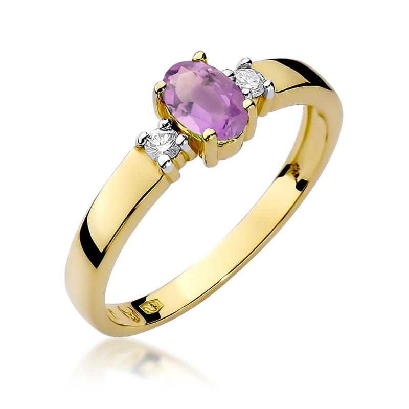 Gold Ring With Amethyst And Diamonds