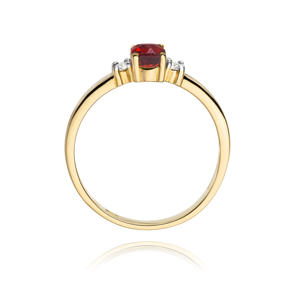 Gold Ring With Ruby And Diamonds