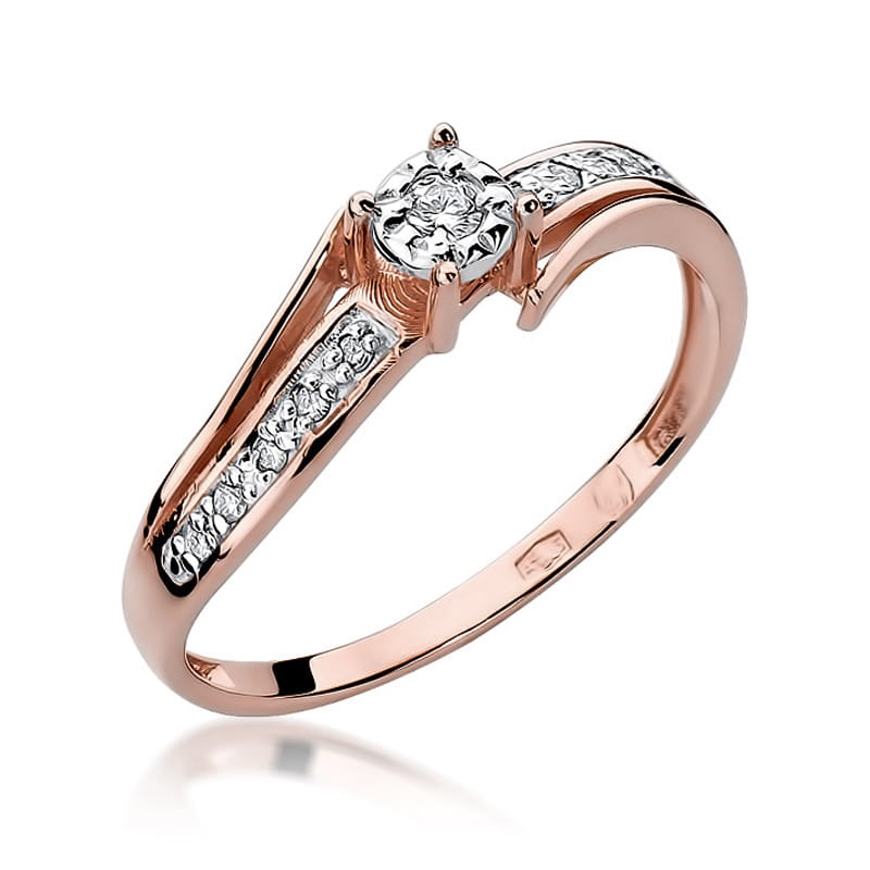 Gold Ring With Diamonds