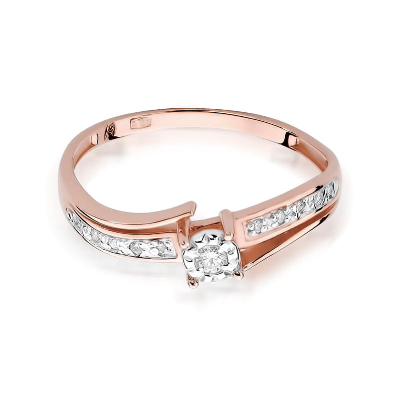 Gold Ring With Diamonds