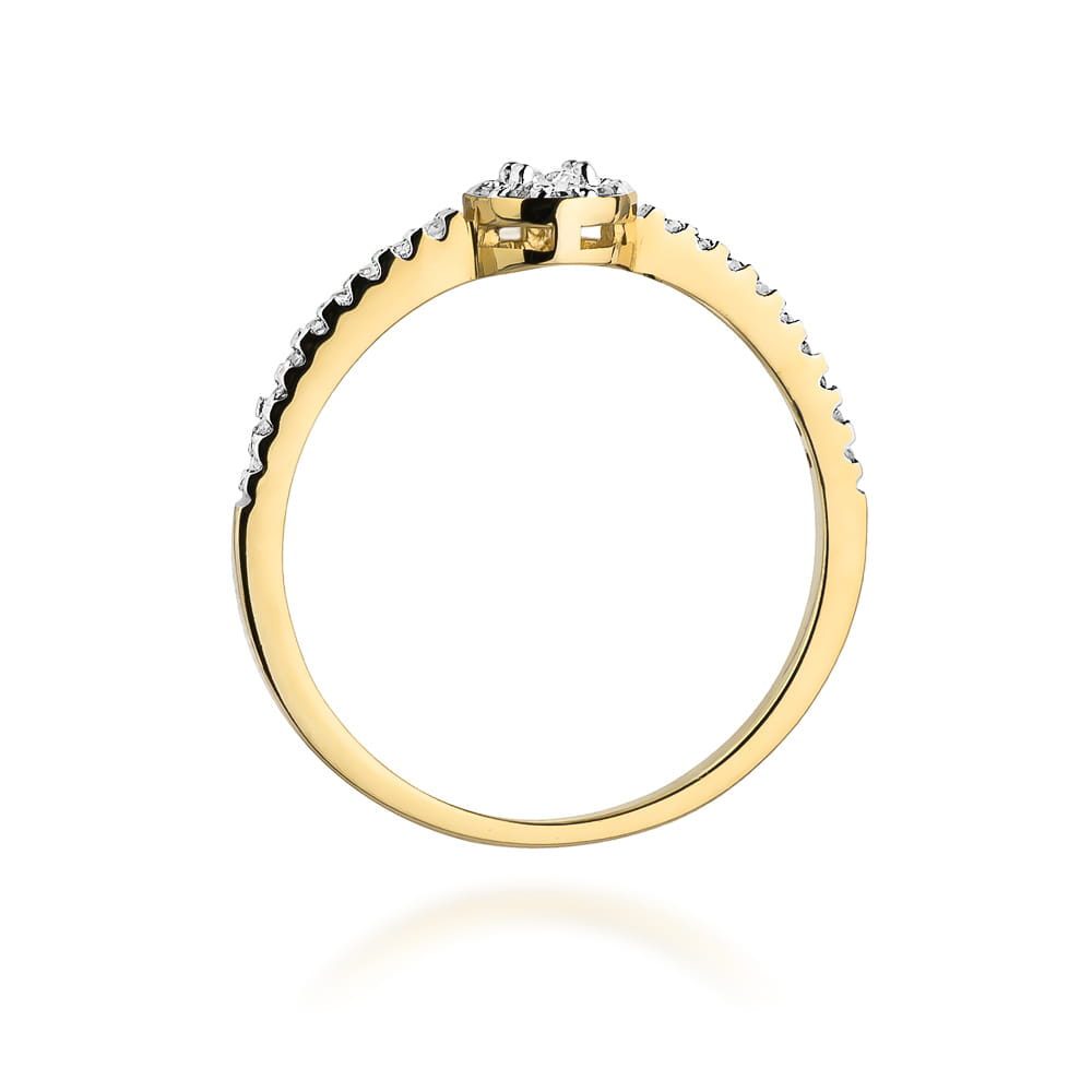 Gold Ring With Diamonds