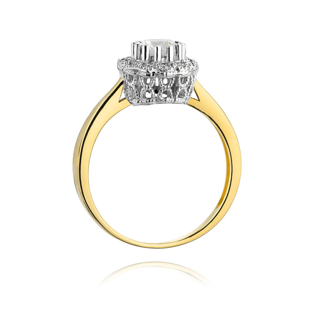 Gold Ring With White Sapphire And Diamonds