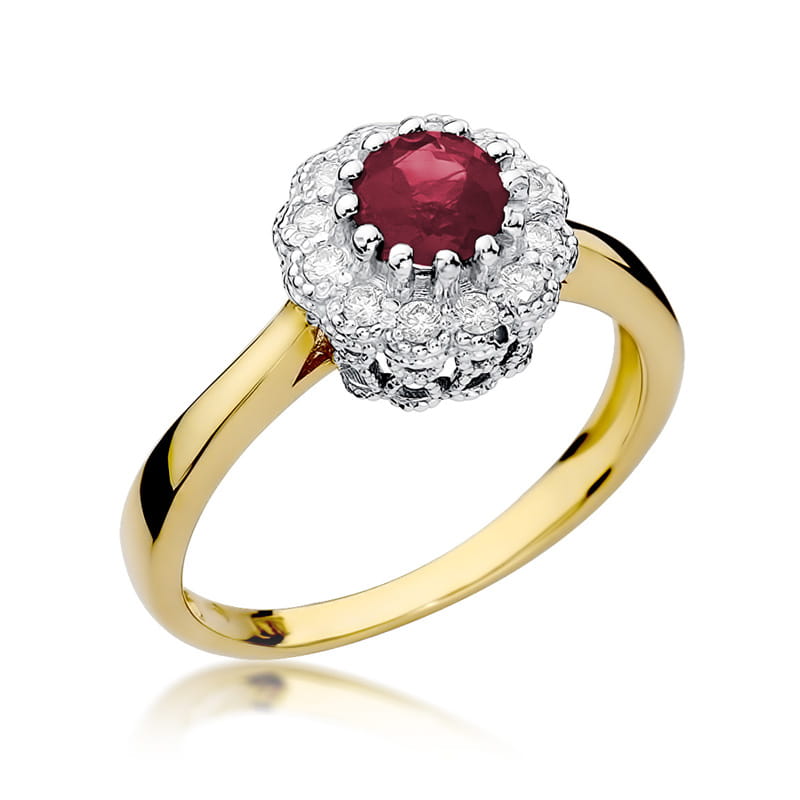 Gold Ring With Ruby And Diamonds