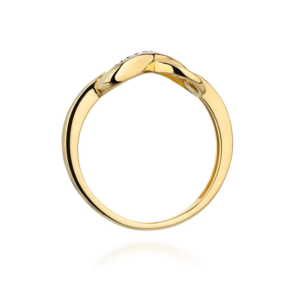 Gold Ring With Diamond