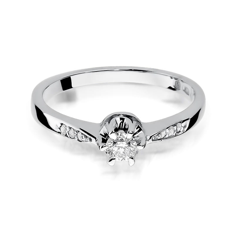 Gold Ring With Diamonds