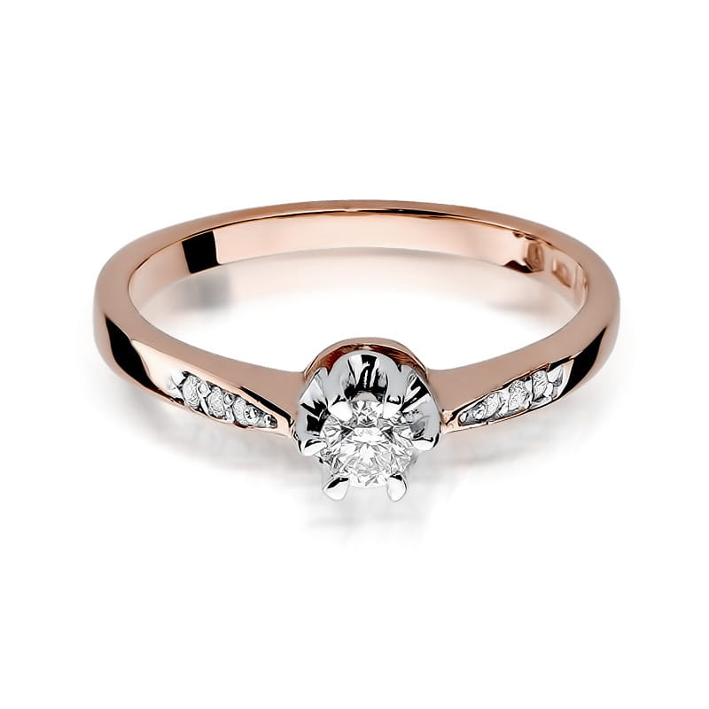 Gold Ring With Diamonds