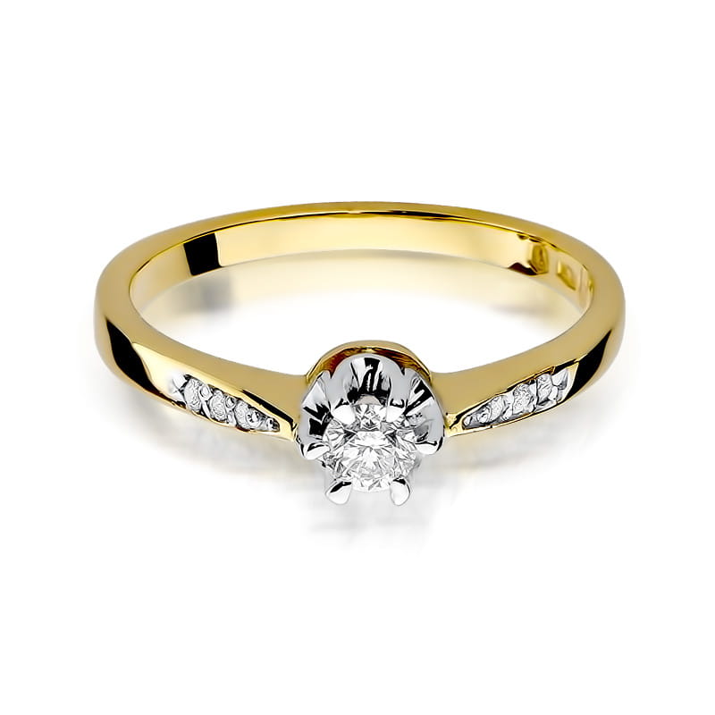 Gold Ring With Diamonds