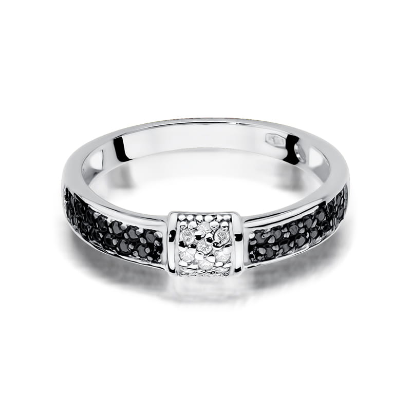 Gold Ring With Black And White Diamonds