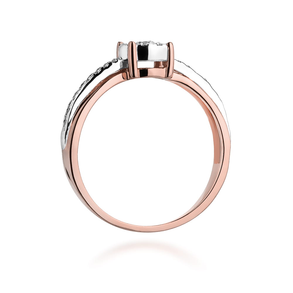 Gold Ring With Diamonds
