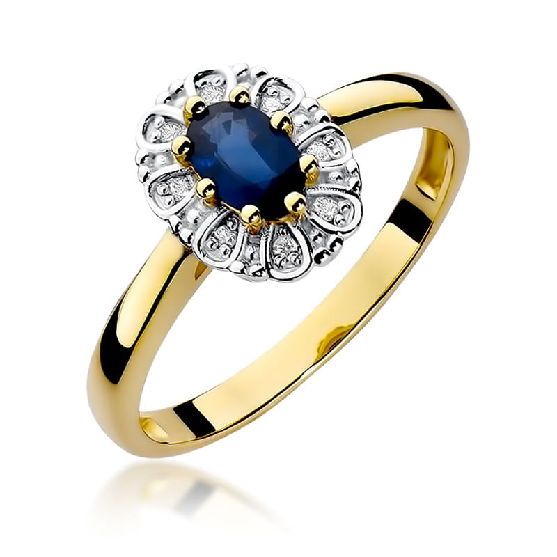 Gold Ring With Sapphire And Diamonds