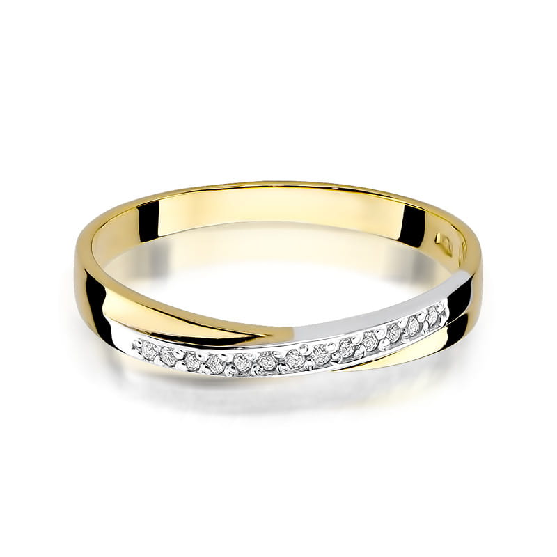 Gold Ring With Diamonds