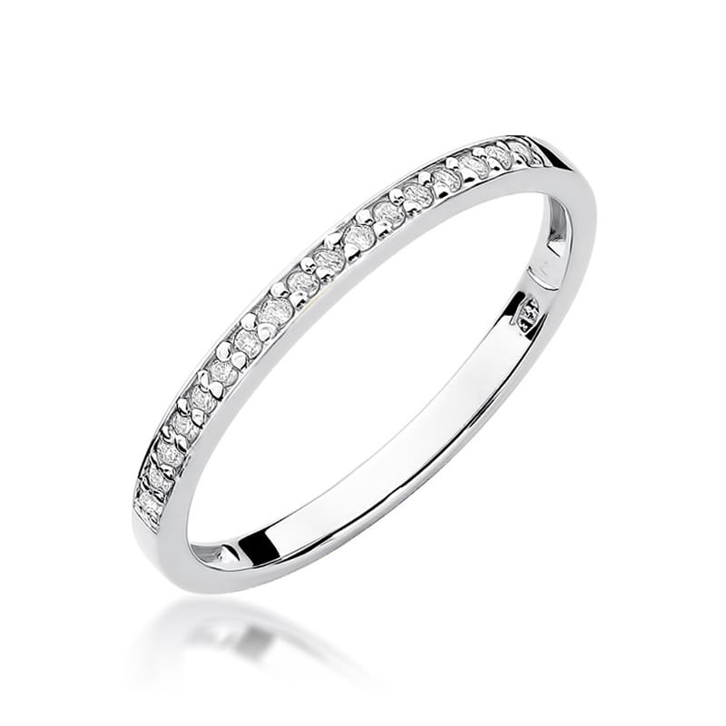 Gold Ring With Diamonds