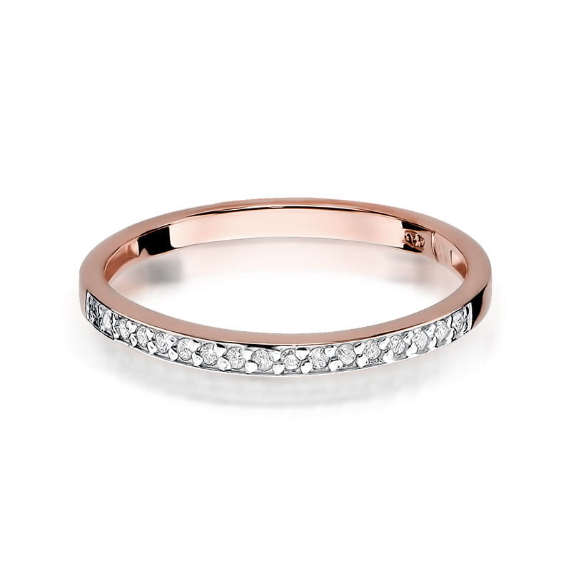 Gold Ring With Diamonds