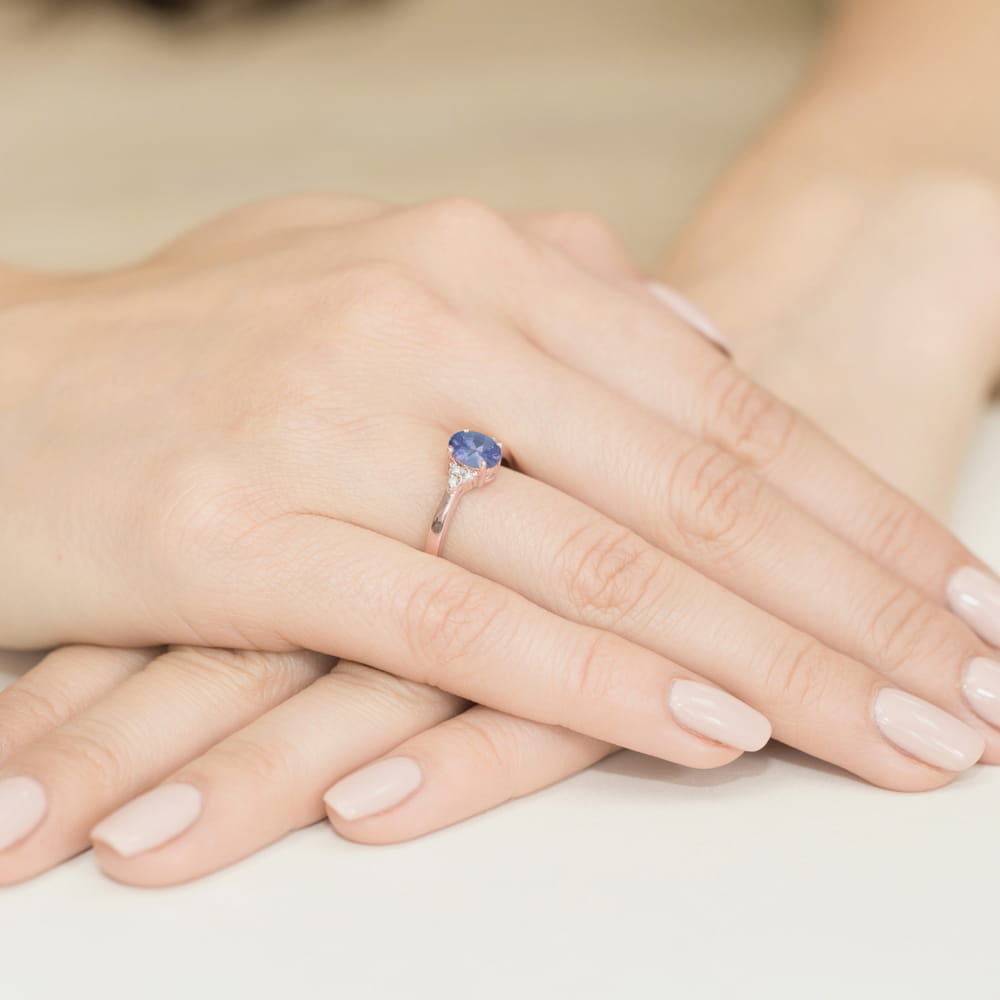 Gold Ring With Tanzanite And Emeralds