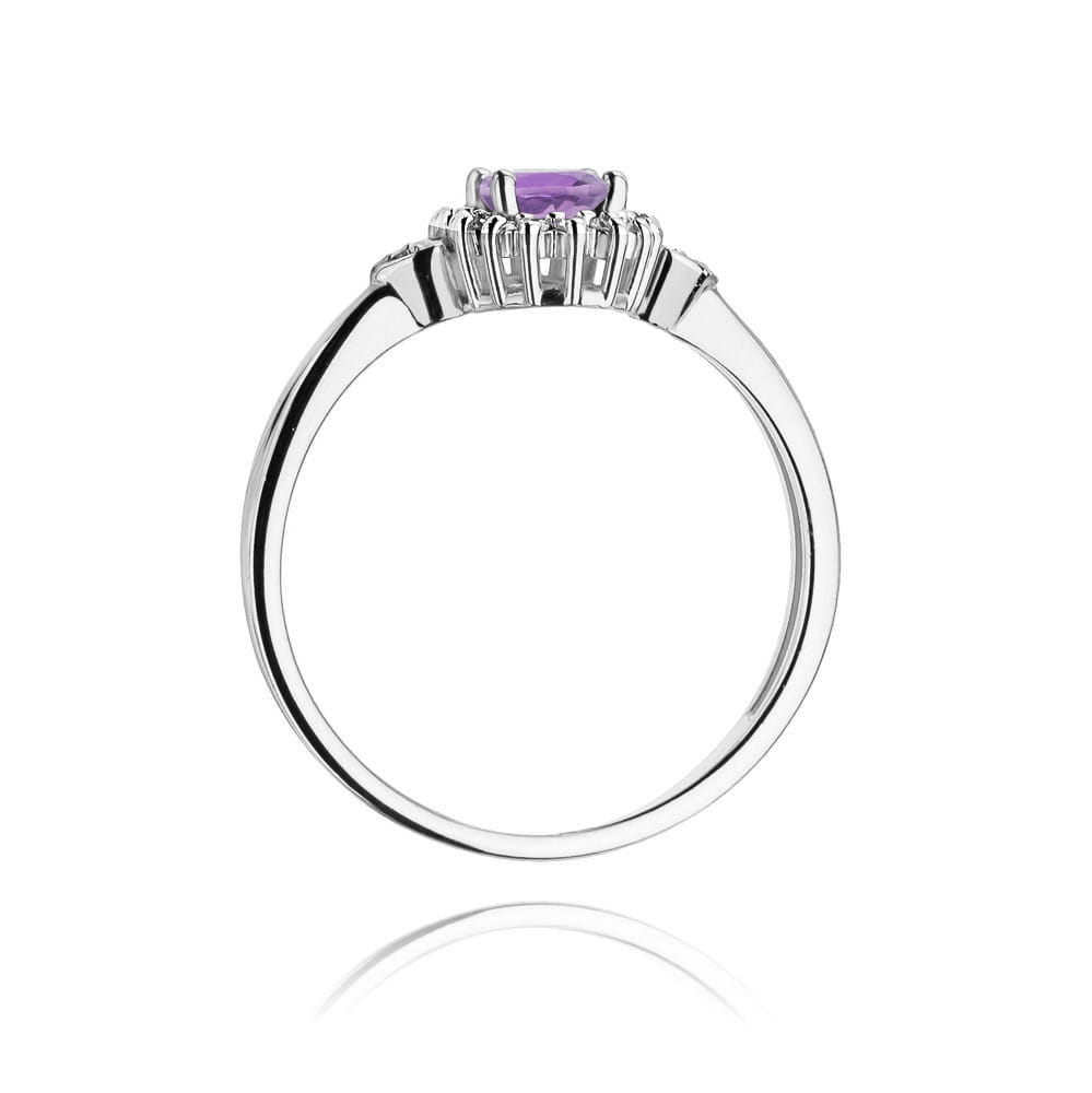 Gold Ring With Amethyst And Diamonds