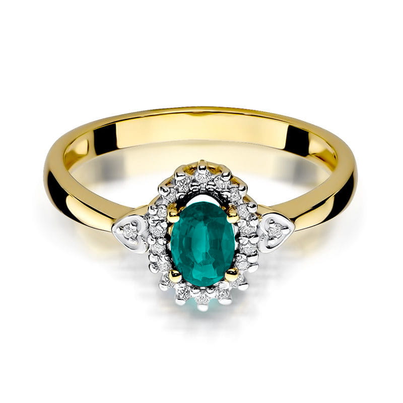 Gold Ring With Emerald And Diamonds