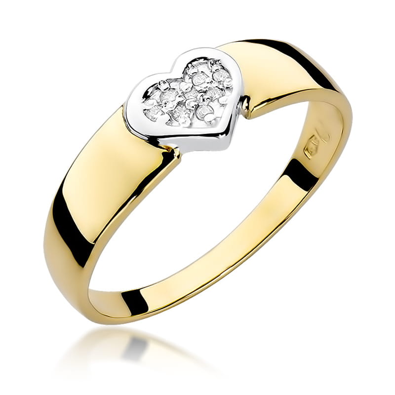 Gold Ring With Diamonds