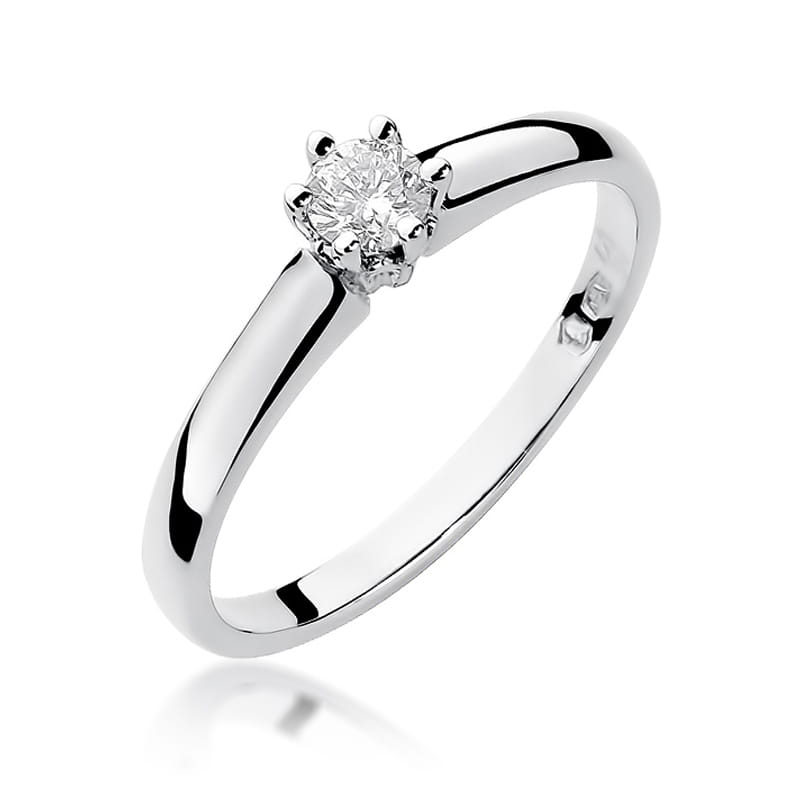 Gold Ring With Diamond