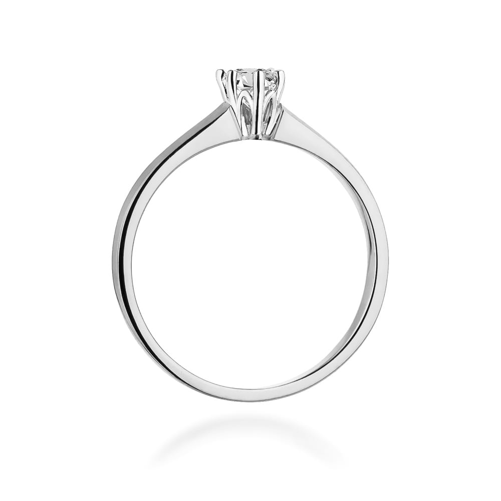 Gold Ring With Diamond