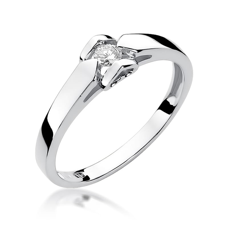 Gold Ring With Diamond