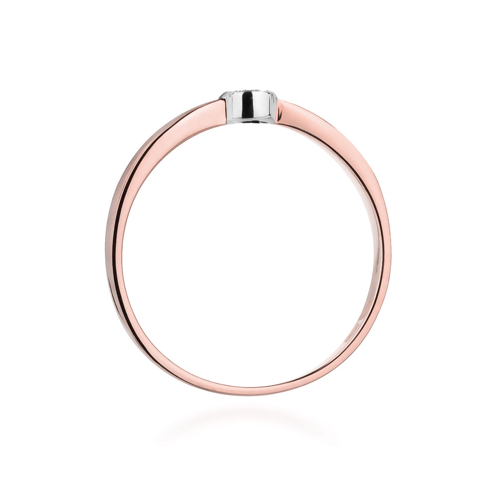 Gold Ring With Diamond