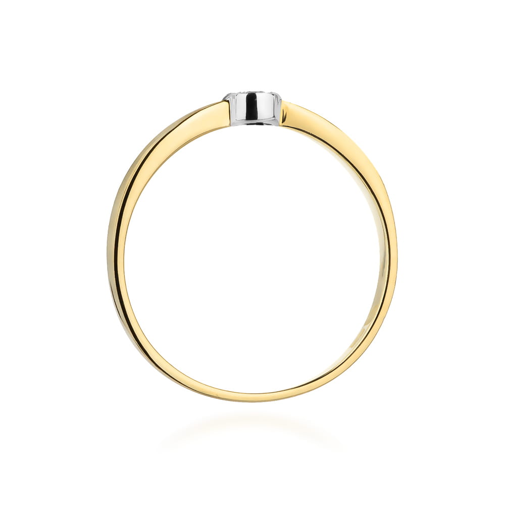 Gold Ring With Diamond