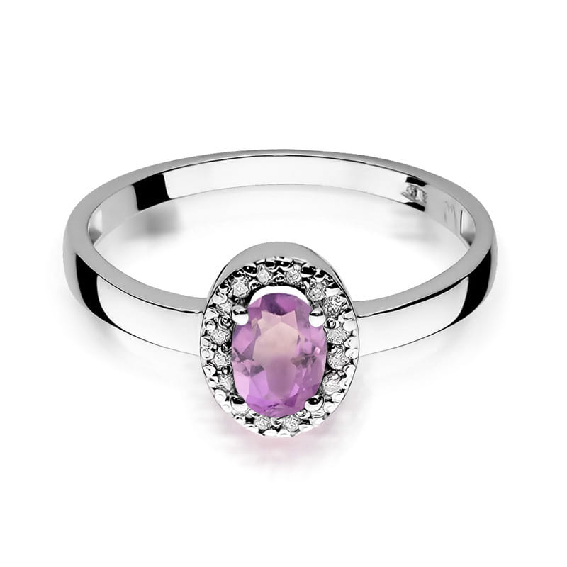 Gold Ring With Amethyst And Diamonds