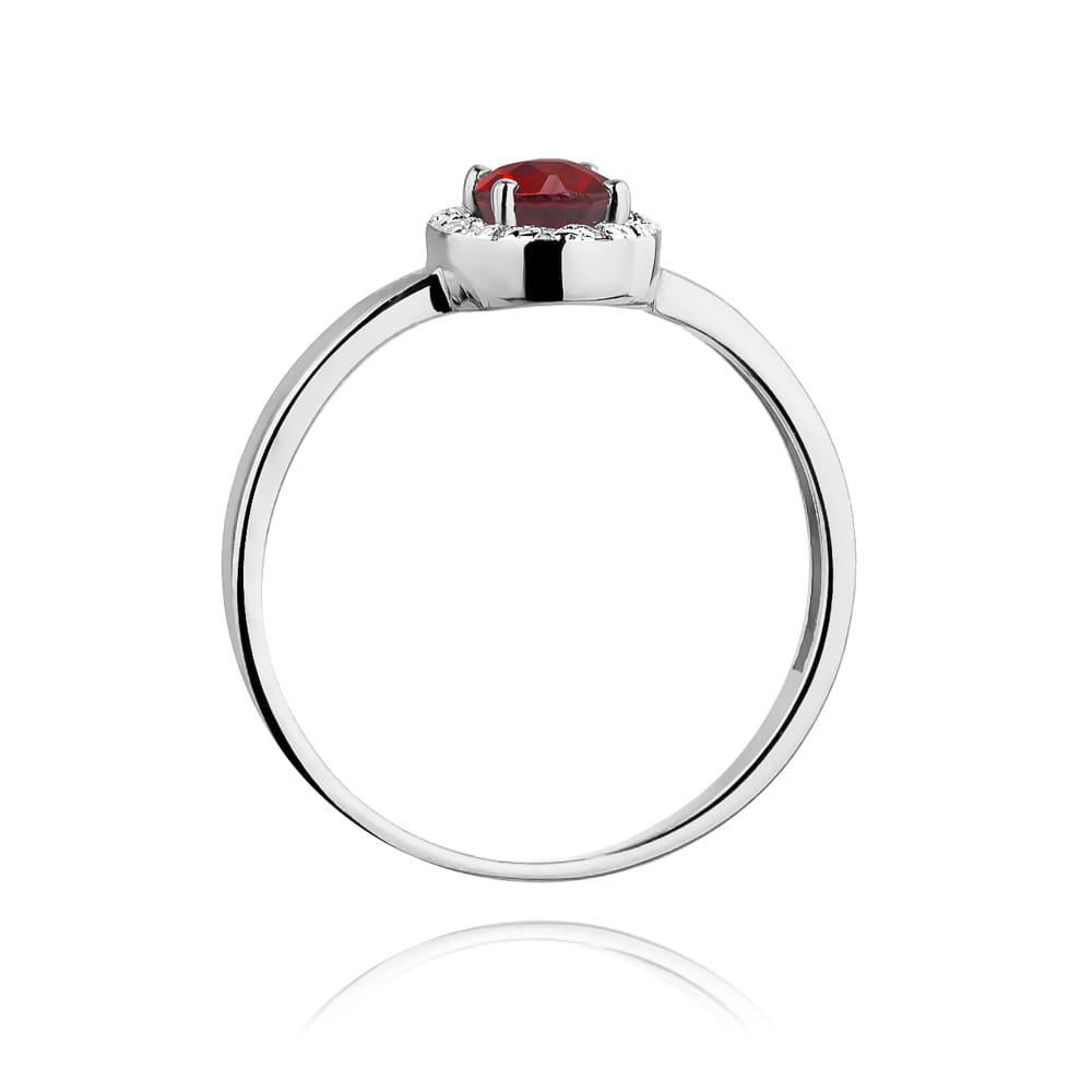 Gold Ring With Ruby And Diamonds