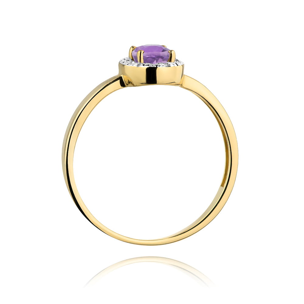 Gold Ring With Amethyst And Diamonds