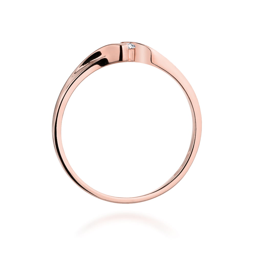 Gold Ring With Diamond