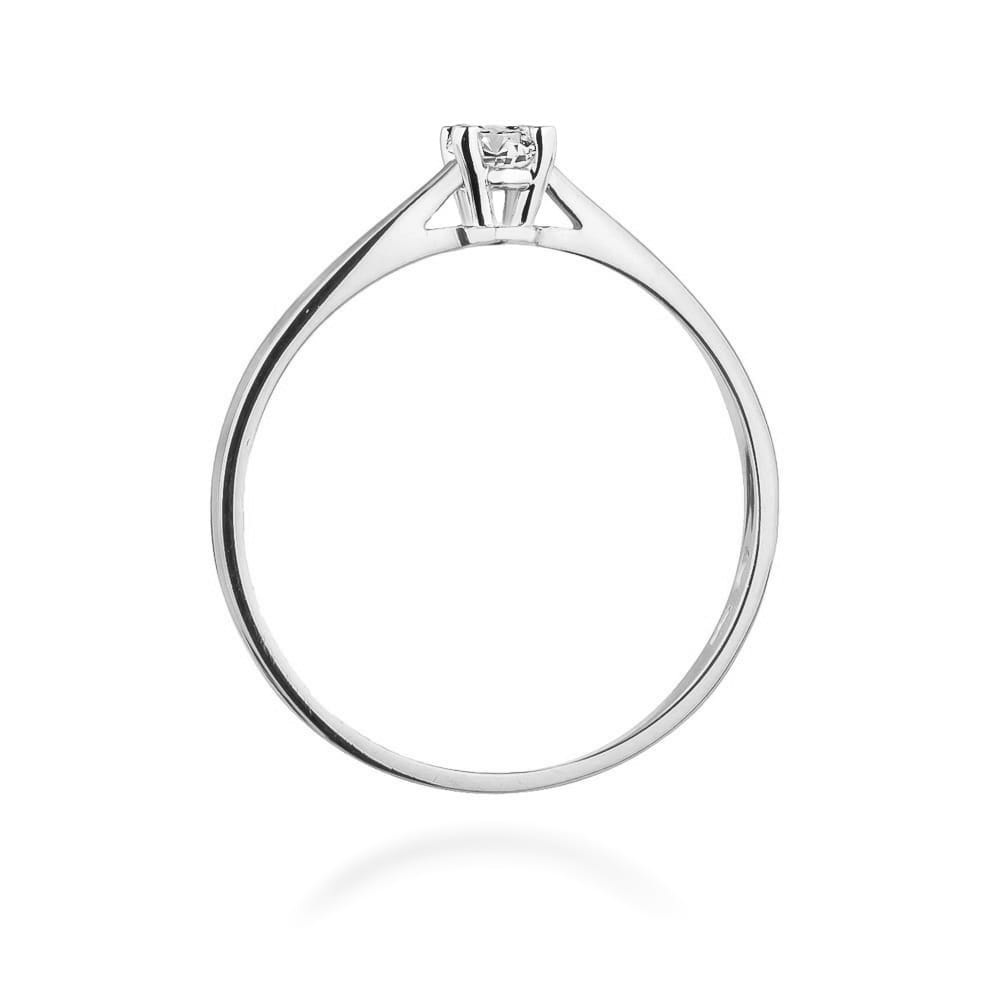 Gold Ring With Diamond