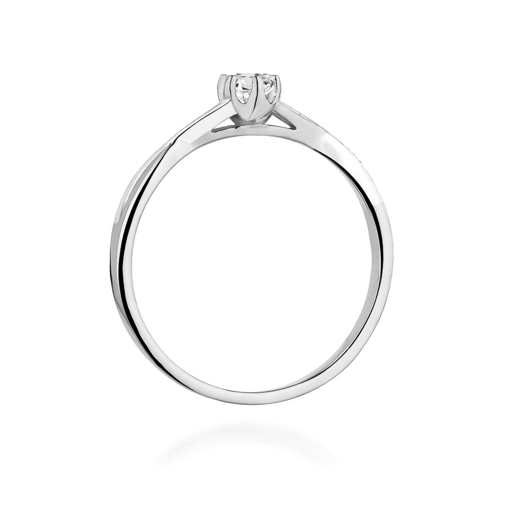 Gold Ring With Diamond