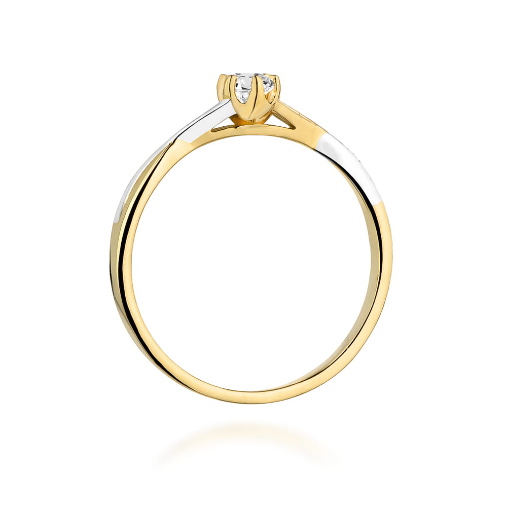 Gold Ring With Diamond