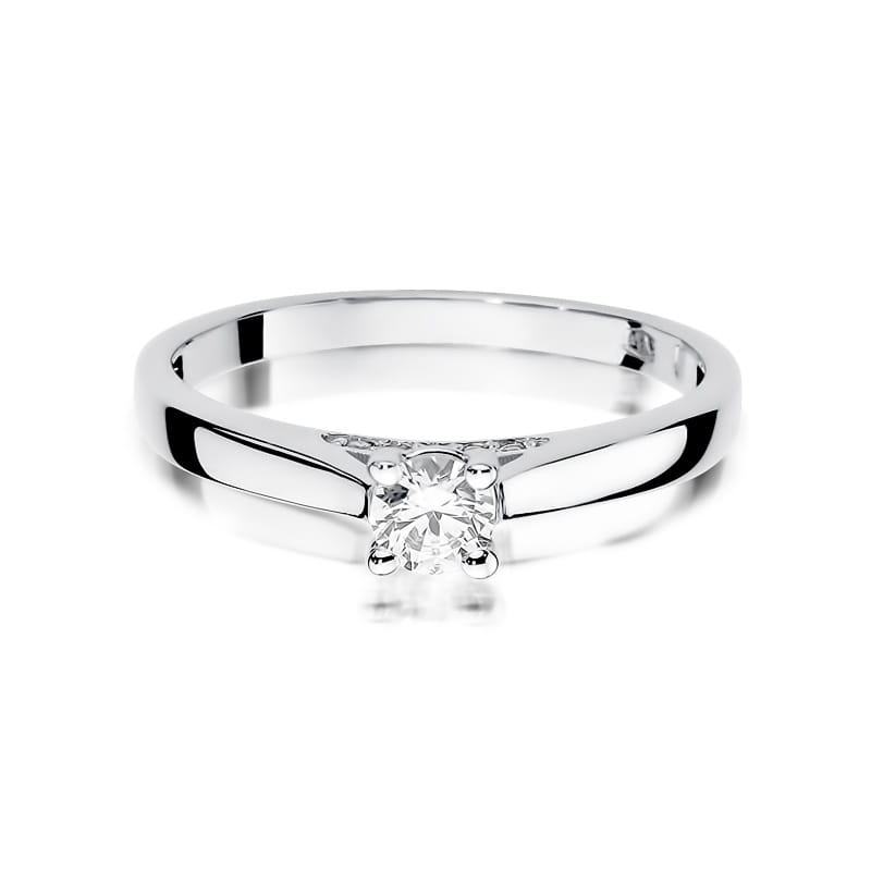 Gold Ring With Diamond