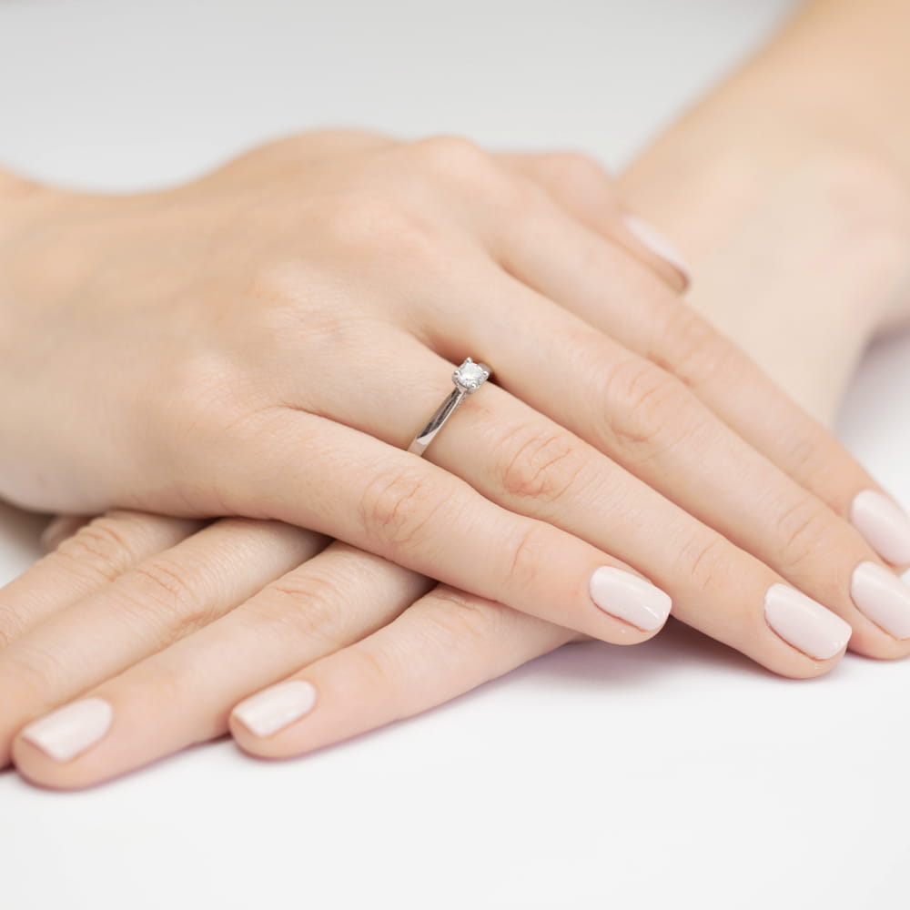 Gold Ring With Diamond
