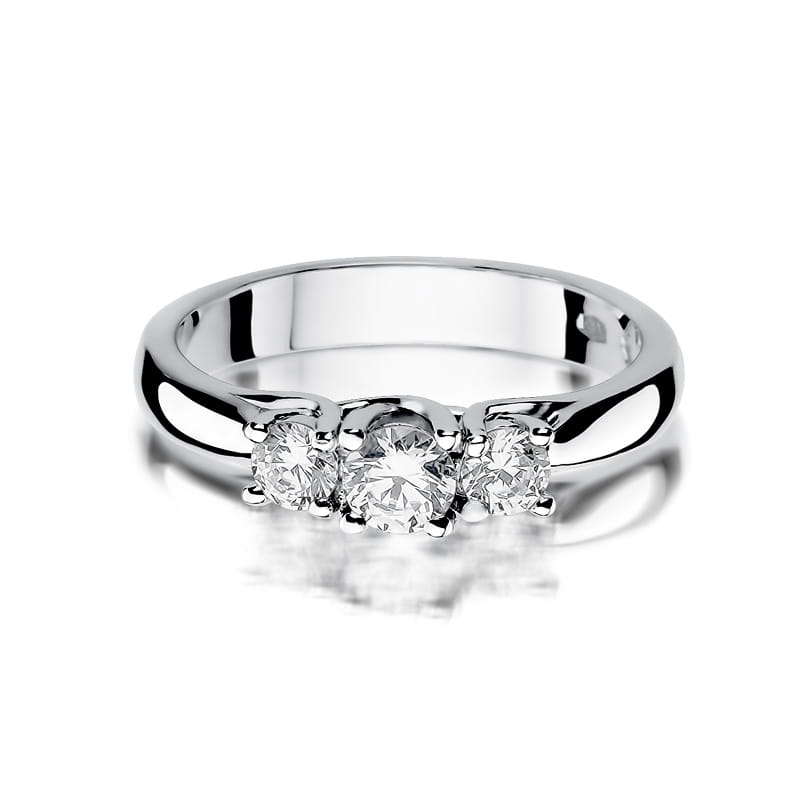 Gold Ring With Diamonds
