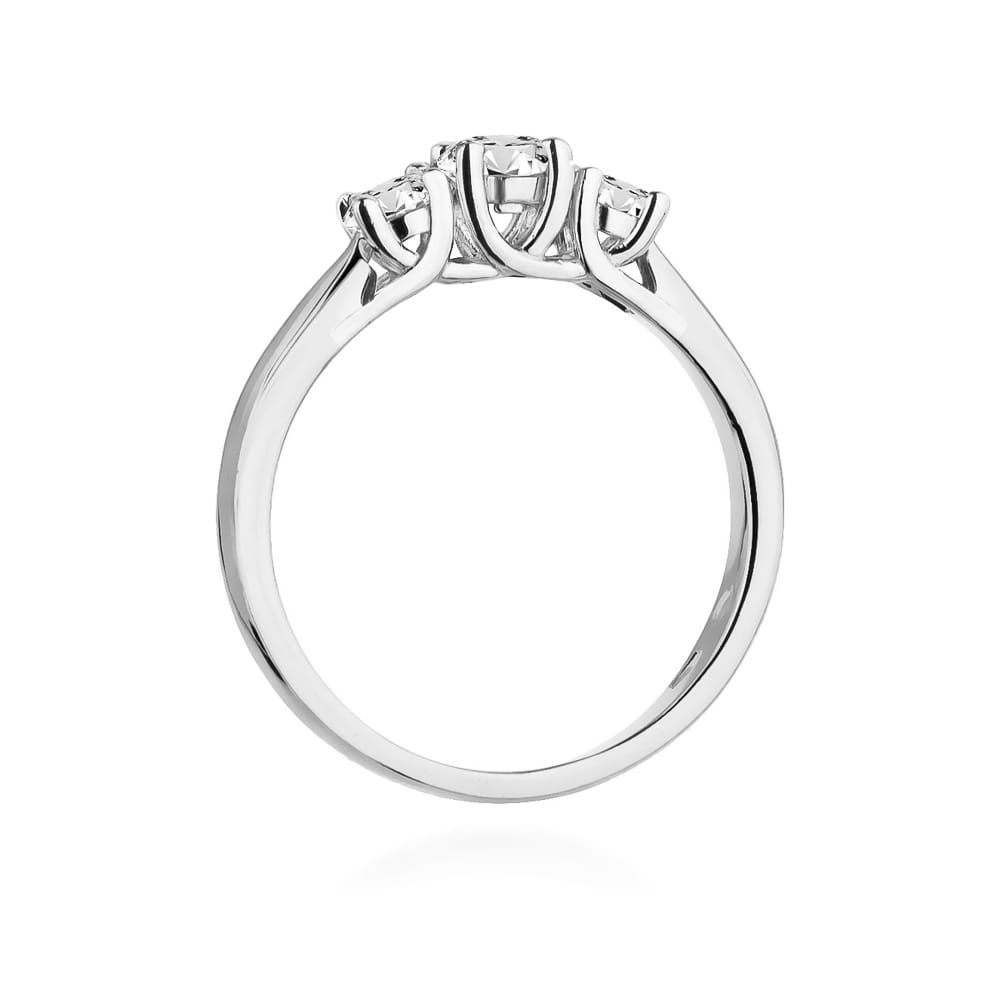 Gold Ring With Diamonds