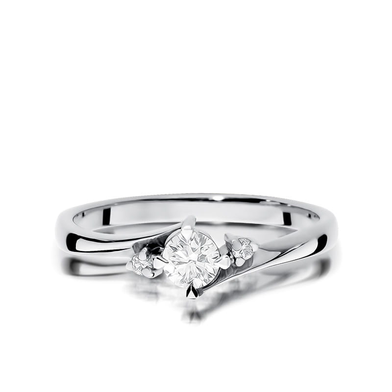 Gold Ring With Diamonds