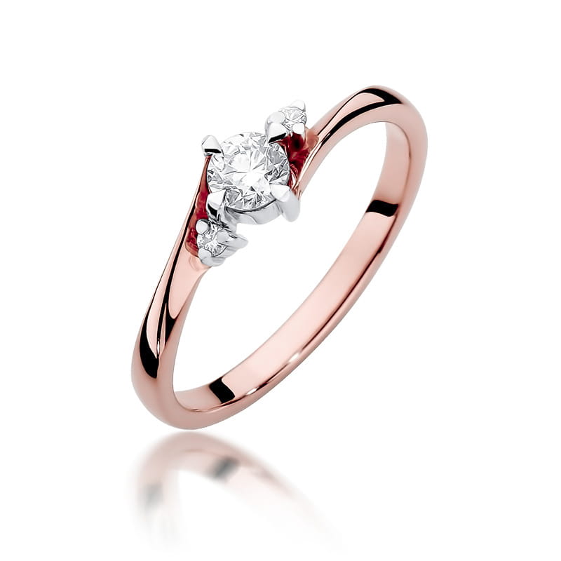 Gold Ring With Diamonds