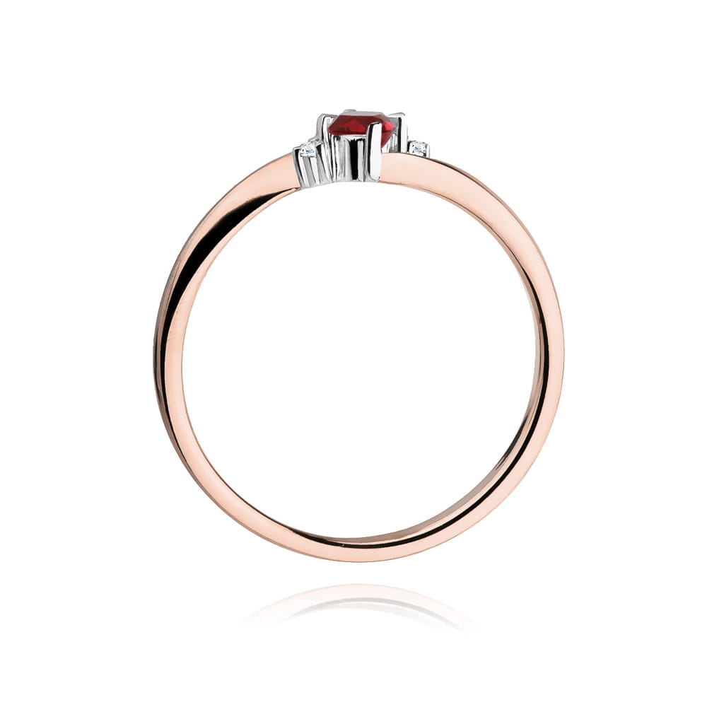 Gold Ring With Ruby And Diamonds