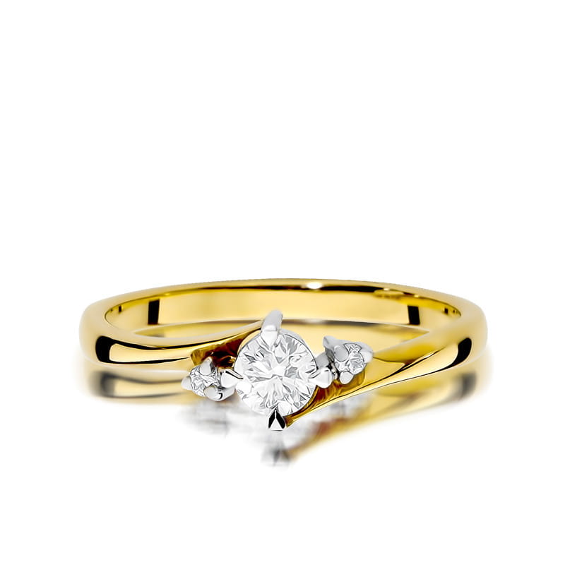 Gold Ring With Diamonds