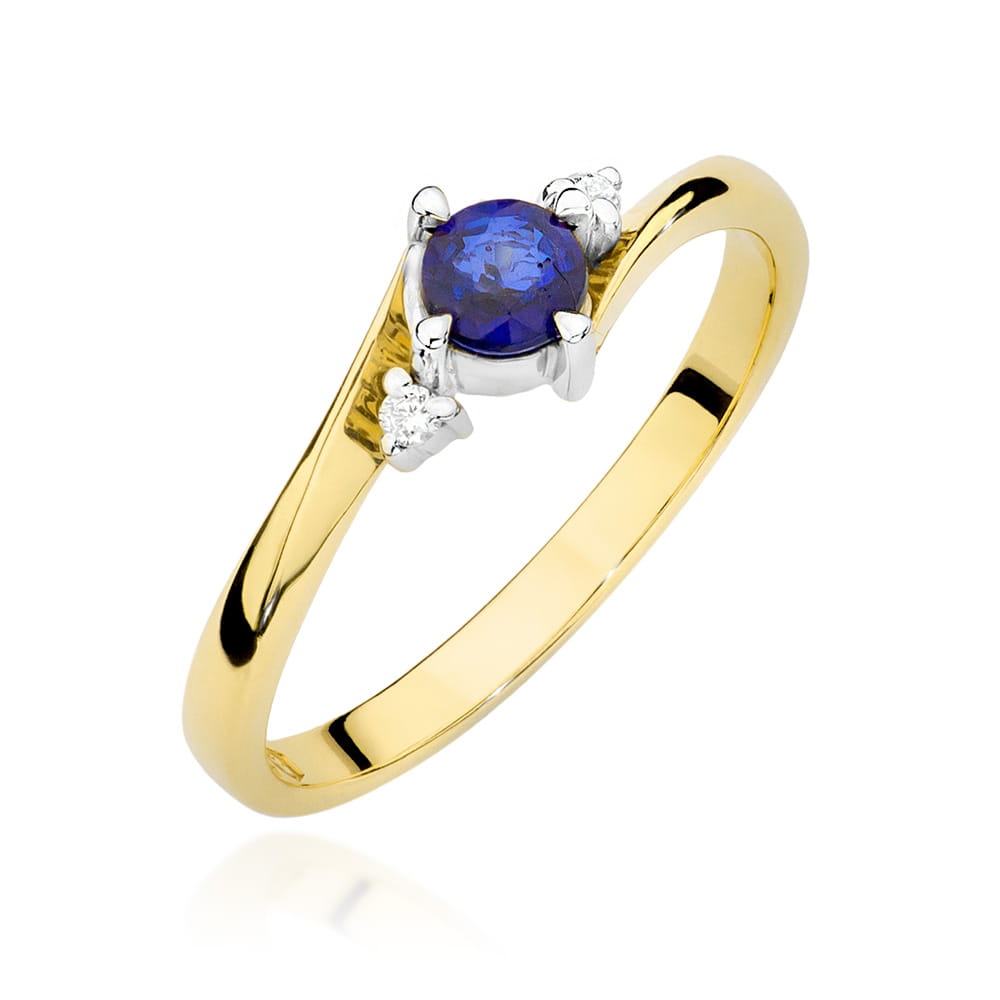 Gold Ring With Sapphire And Diamonds