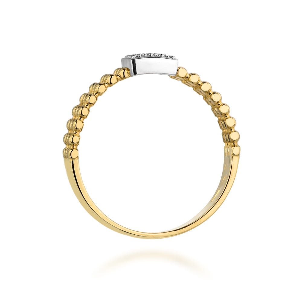 Gold Ring With Diamonds