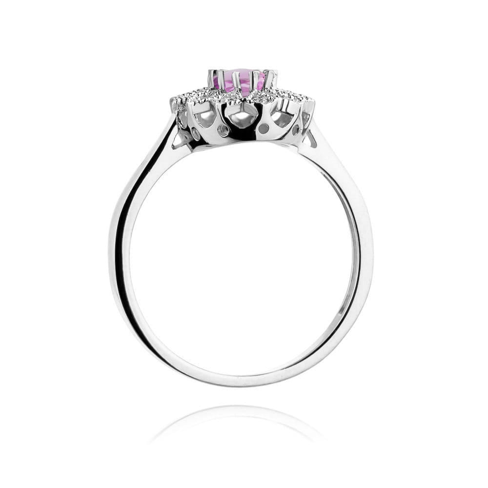 Gold Ring With Amethyst And Diamonds