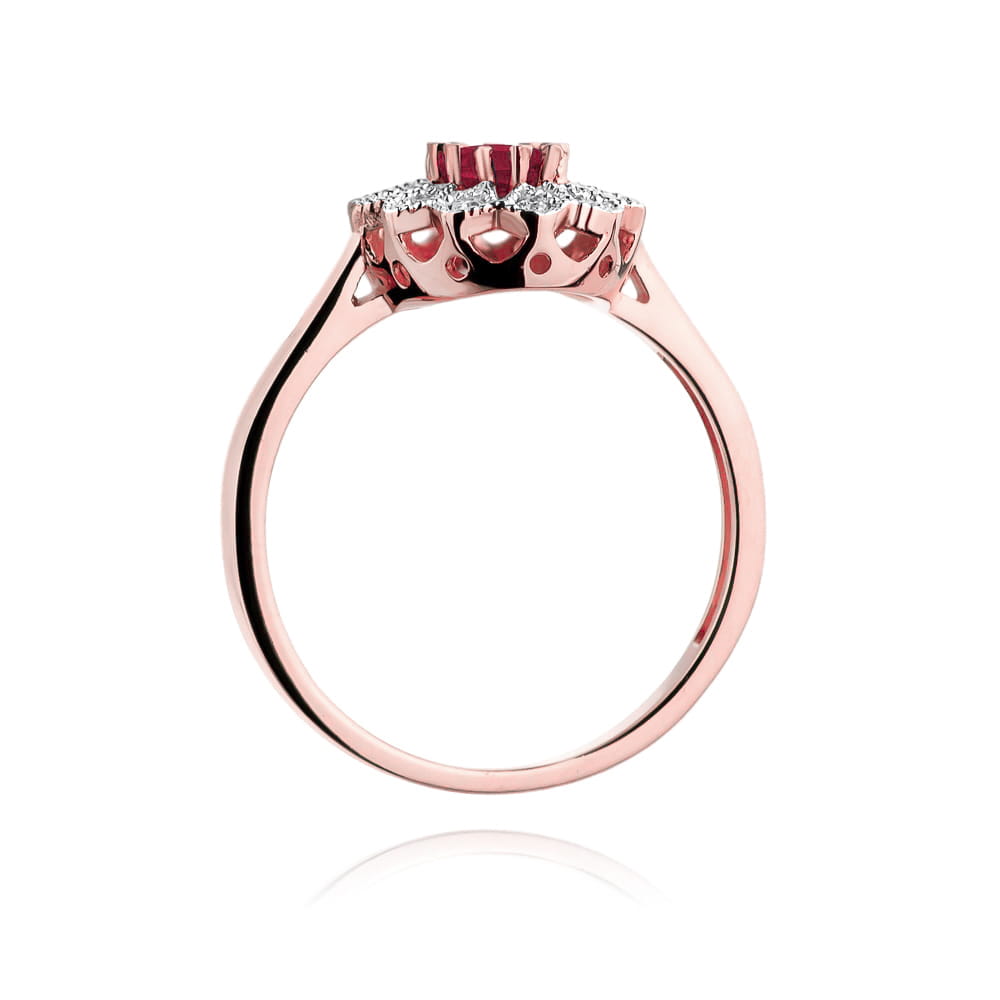 Gold Ring With Ruby And Diamonds