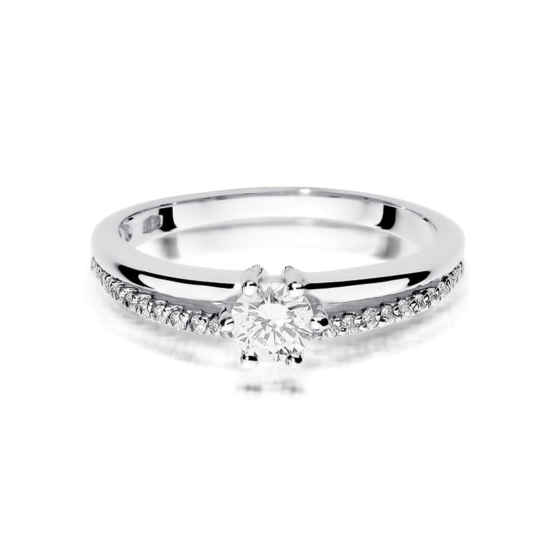 Gold Ring With Diamonds