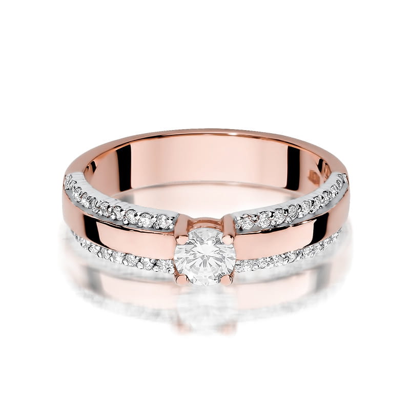 Gold Ring With Diamonds