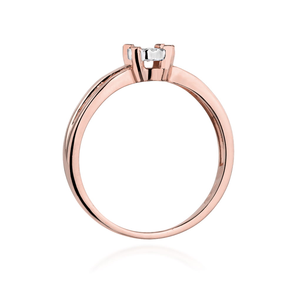 Gold Ring With Diamond